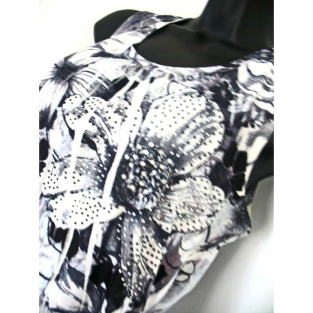 Creation Women's White/Gray/Black Sublimation Sleeveless, Dress - Large, Summer!